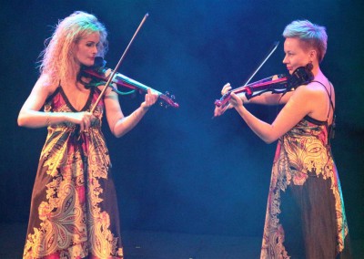 Duet Queens of violins 07 (Medium)