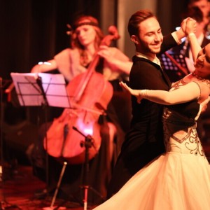 Gdański Tydzień Demokracji, koncert POWRÓĆMY JAK ZA DAWNYCH LAT... MELODIE LAT 20. I 30.