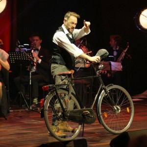 Gdański Tydzień Demokracji, koncert POWRÓĆMY JAK ZA DAWNYCH LAT... MELODIE LAT 20. I 30.