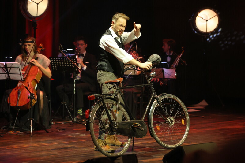 Gdański Tydzień Demokracji, koncert POWRÓĆMY JAK ZA DAWNYCH LAT... MELODIE LAT 20. I 30.