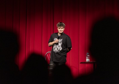 Midas Stand-Up-1001