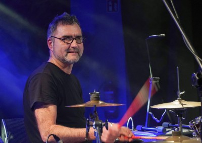 2fdb5718-9deb-42cf-be58-cba8d7a01e35