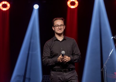 „Złote Stosy Pomarańczy” Akcent-1001