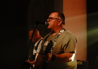 1b39ca7e-97c0-4d2e-a0e0-61e928c0bd14