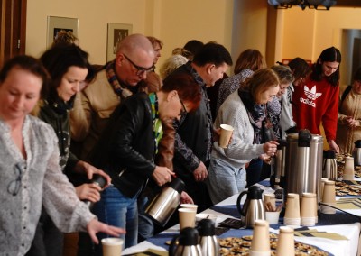 f40b7c6f-7dee-4100-b43f-81391a03f82b