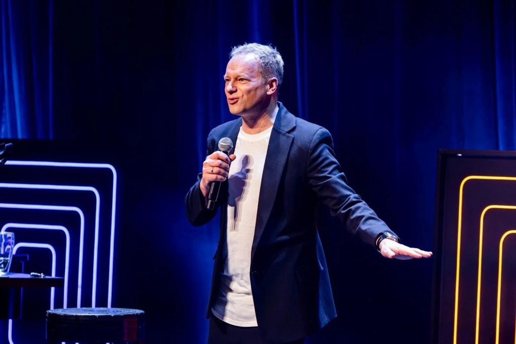 MaciejStuhr_KinoApollo_K_KiragaRychter_063-1920x_1